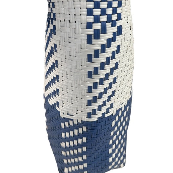 Lilly Pulitzer NWT Flanning Tote - Picture 8 of 11